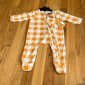 Checkered orange Mud Pie zip sleeper (0-3m) NWT